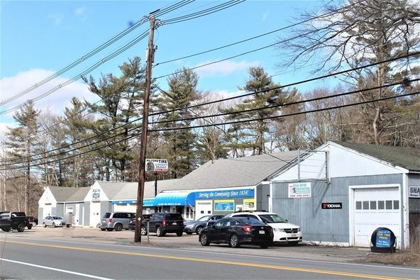 242 S Main St, Hopedale, MA 01747